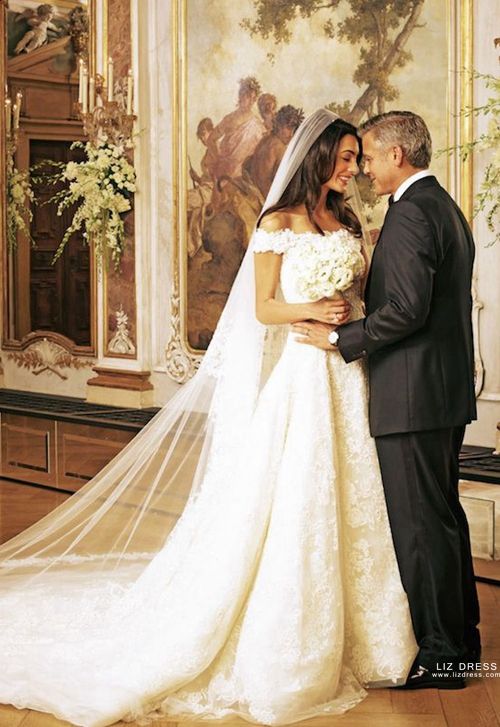 Amal Alamuddin earns fashion accolades as Clooney's bride, as wedding dress  revealed, Women News - AsiaOne