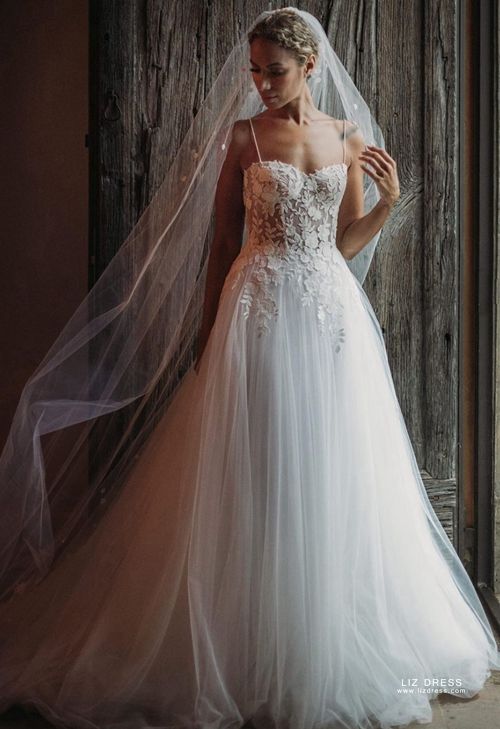 Leona Lewis Inspired Spaghetti Straps A line Lace Tulle Celebrity Wedding Dress