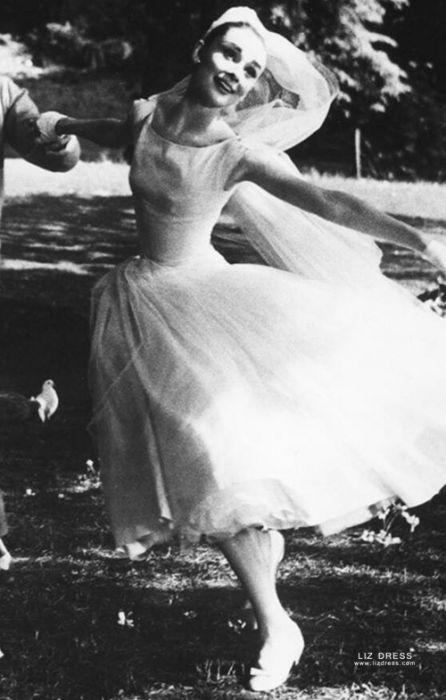White 50's 2024 wedding dress