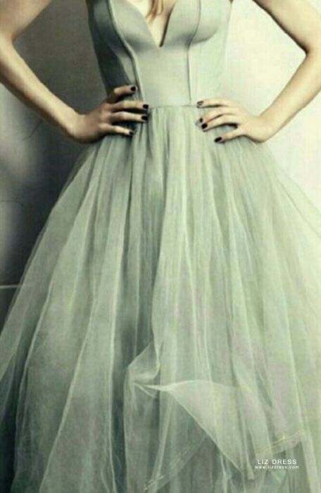 celebrity inspired prom dresses