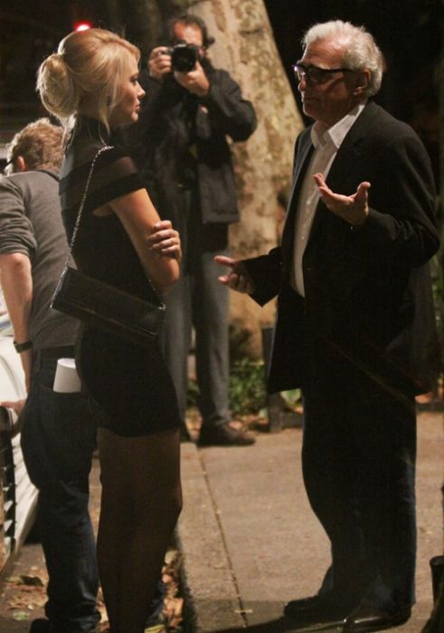 Margot robbie wolf clearance of wall street dress
