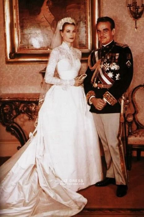 Grace Kelly Wedding Dress 1950s