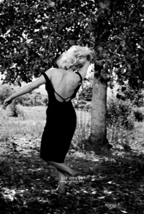 Marilyn monroe deals dress black
