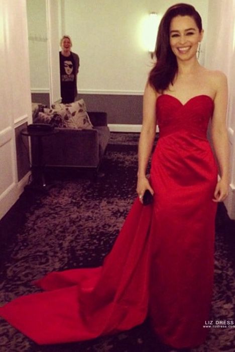 me before you emilia clarke red dress