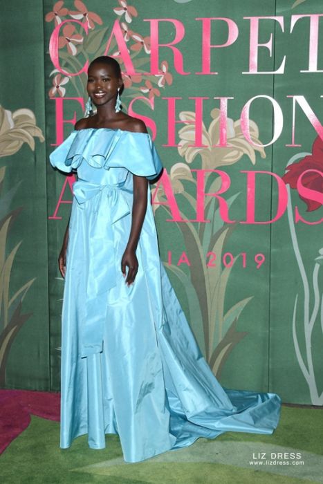 Adut Akech Blue Off-the-shoulder Dress Green Carpet Fashion Awards 2019