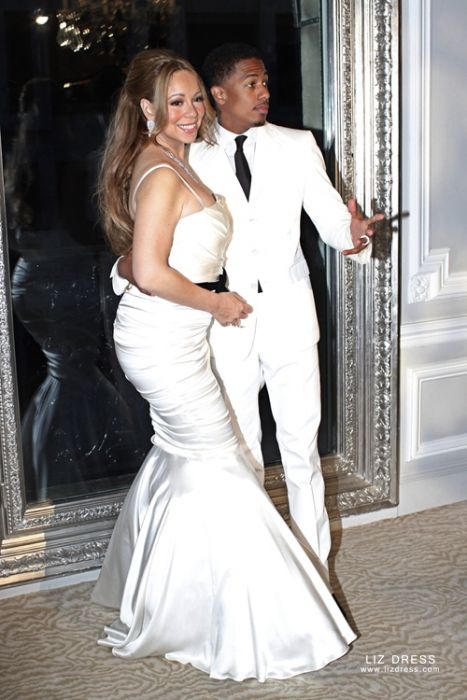 White satin mermaid clearance wedding dress