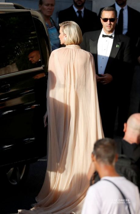 Ivanka trump cape clearance dress